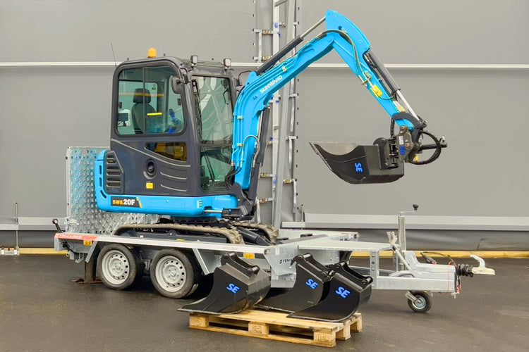 SUNWARD SWE20F - 2 ton - Komplett ekipage med Tilt, Skopor & Släp - Nykyrka Maskiner