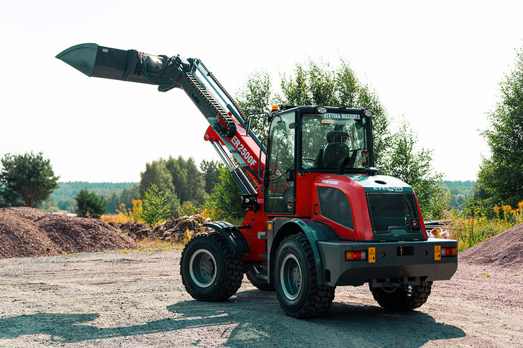 Everun ER2500F - 4x4 - 75hk - Teleskoplastare - Nykyrka Maskiner
