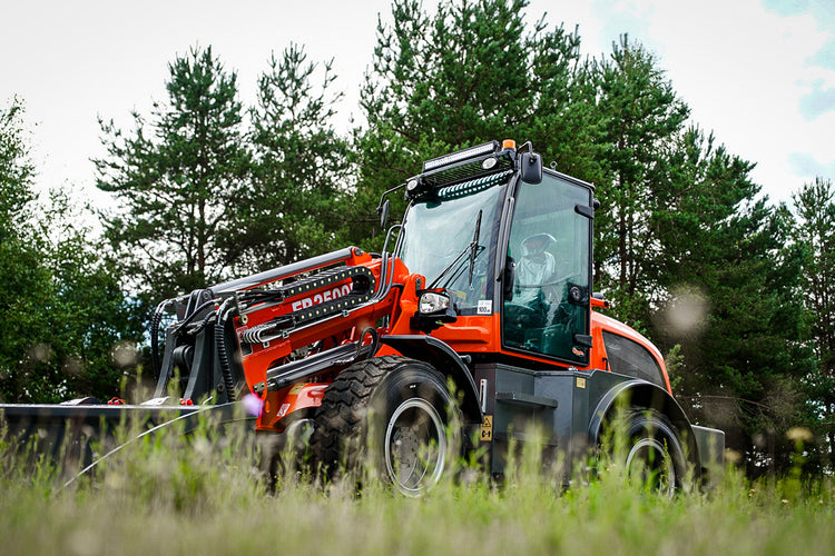 Everun ER2500F - 4x4 - 75hk - Teleskoplastare - Nykyrka Maskiner