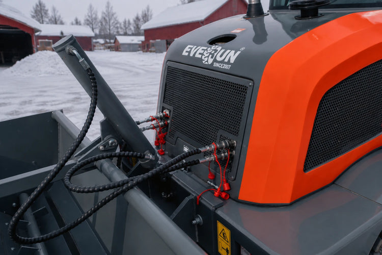 Vinterpaket - Everun ER416 Pro - Komplett med sandspridare och vikplog - Nykyrka Maskiner