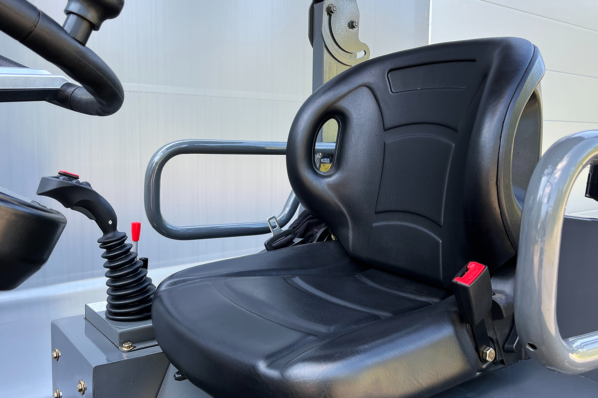 Everun ER06 - 4x4 - Kubota 26hk - Steg5