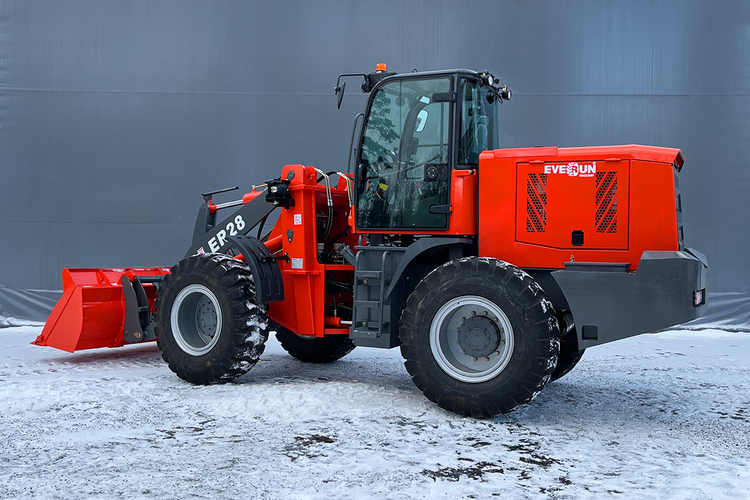 Everun ER28F - 4x4 - 125hk - Steg5 - Nykyrka Maskiner