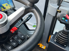 Everun L30-5 Multi - 4x4 - 75hk - Steg5 - Nykyrka Maskiner