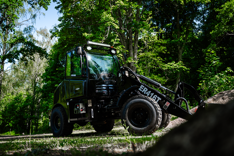 Everun ER416T Premium - 4x4 - 60hk - Steg5 - Nykyrka Maskiner