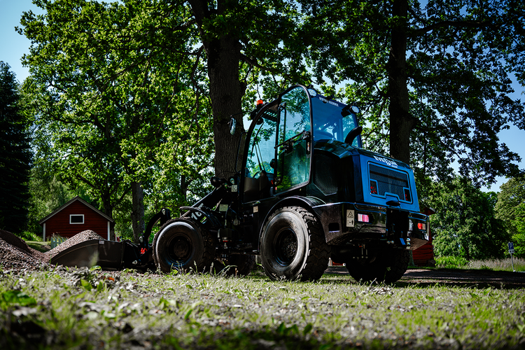Everun ER416T Premium - 4x4 - 60hk - Steg5 - Nykyrka Maskiner