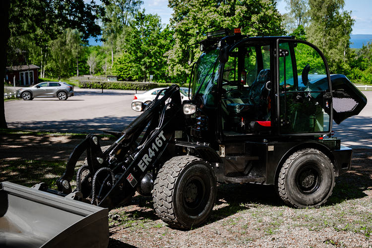 Everun ER416T Premium - 4x4 - 60hk - Steg5 - Nykyrka Maskiner