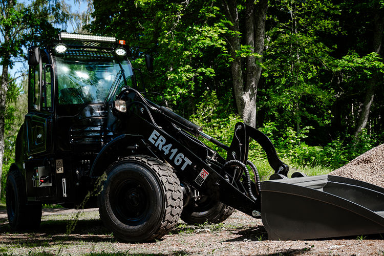 Everun ER416T Premium - 4x4 - 60hk - Steg5 - Nykyrka Maskiner