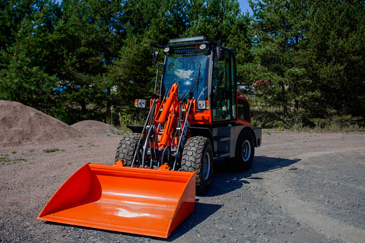 Everun ER408 PRO - 4x4 -25hk - Steg5 - Nykyrka Maskiner