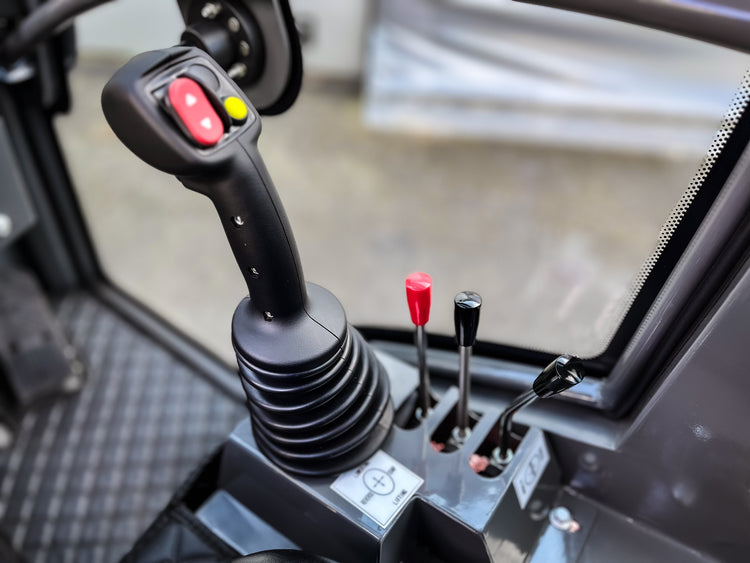 Everun ER11HT - 4x4 - Kubota 24hk - Steg5 - Nykyrka Maskiner