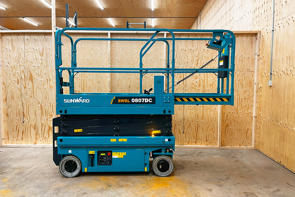 SUNWARD SWSL 0807DC - 8m lyfthöjd - 1545kg - Nykyrka Maskiner