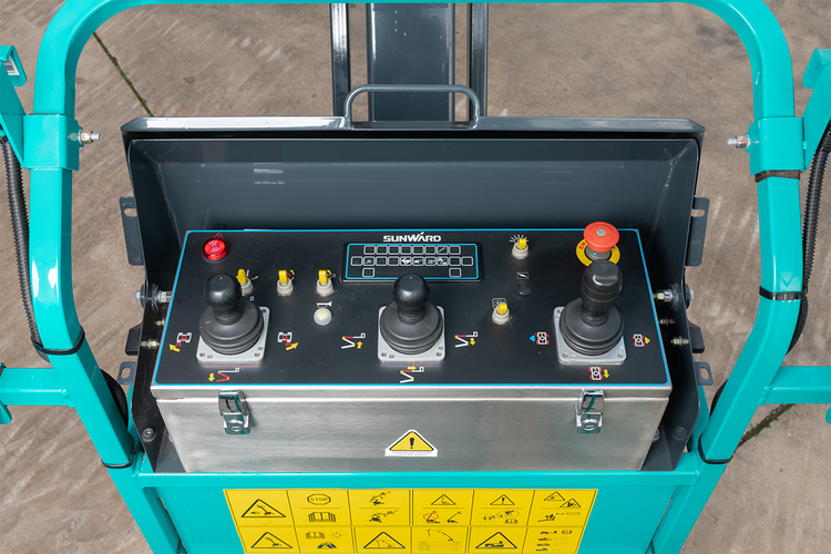 SUNWARD SWA 16JE - 7800kg - ELDRIVEN - Nykyrka Maskiner