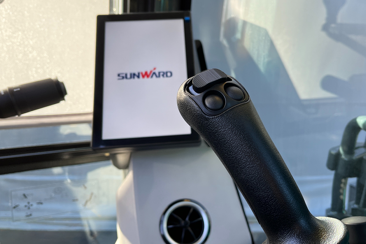 SUNWARD SWE155FW-2PB - 15400kg - Cummins - Nykyrka Maskiner