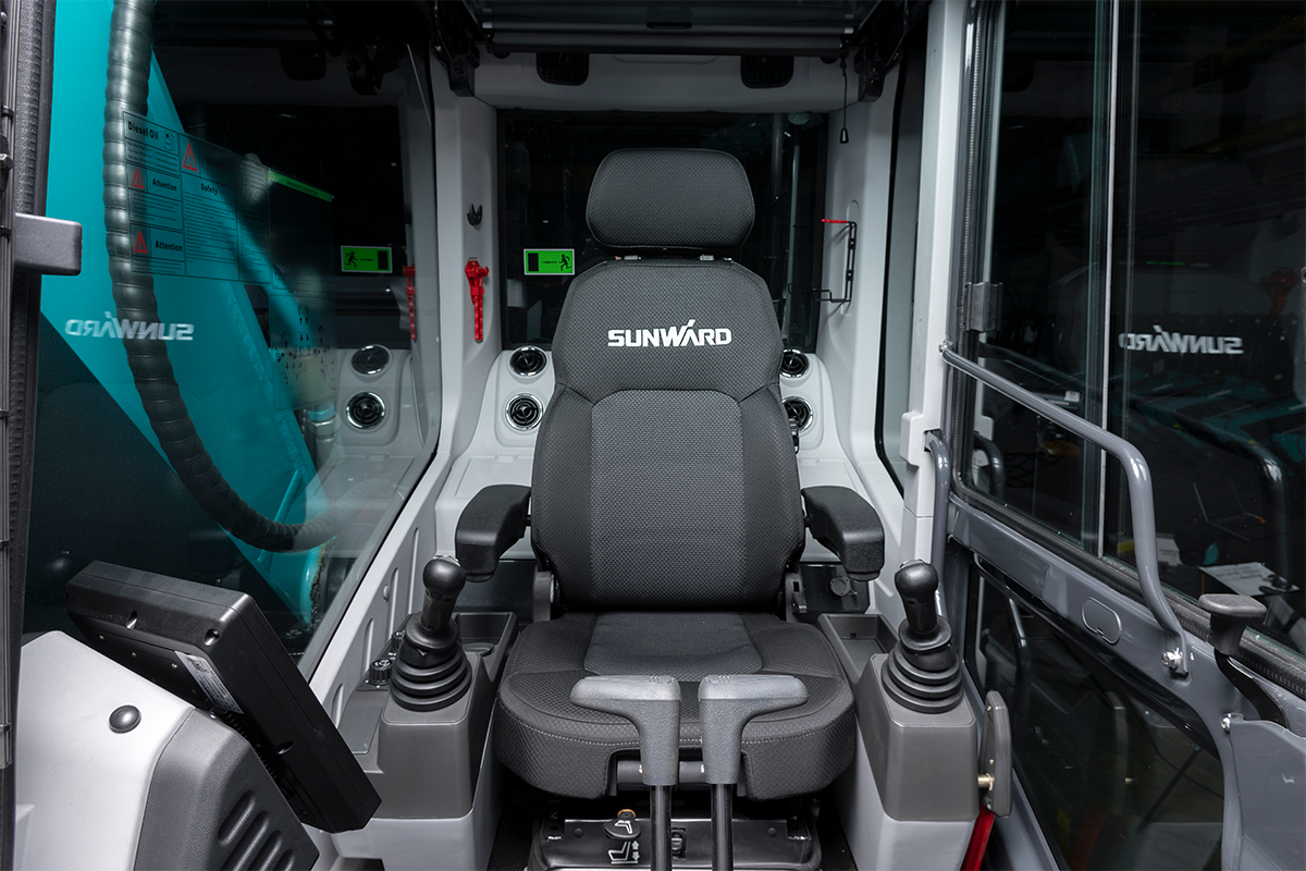 SUNWARD SWE215F - 21800kg - Cummins - Steg5