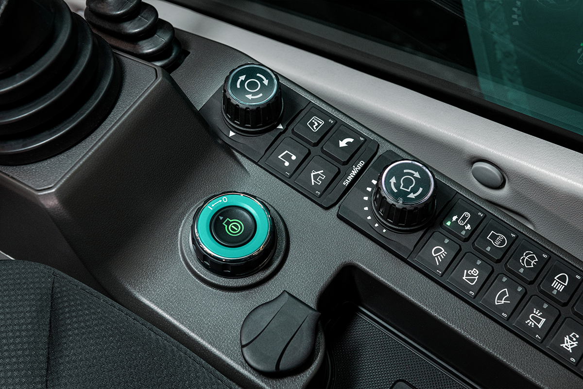 SUNWARD SWE215F - 21800kg - Cummins - Steg5