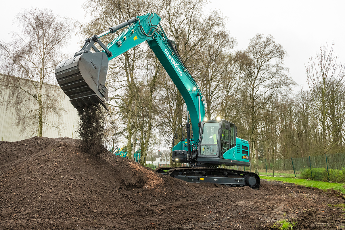 SUNWARD SWE215F - 21800kg - Cummins - Steg5