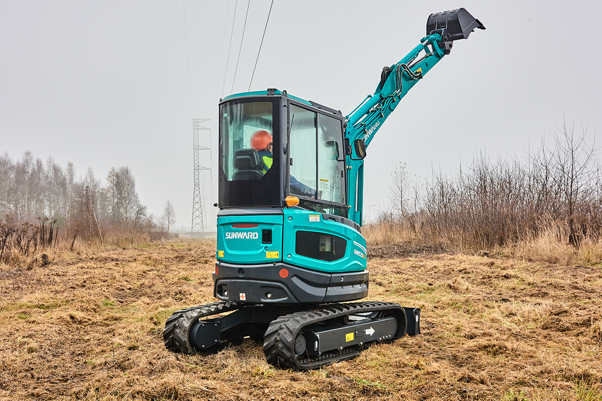 SUNWARD SWE25UF - 2650kg - Yanmar - Steg5